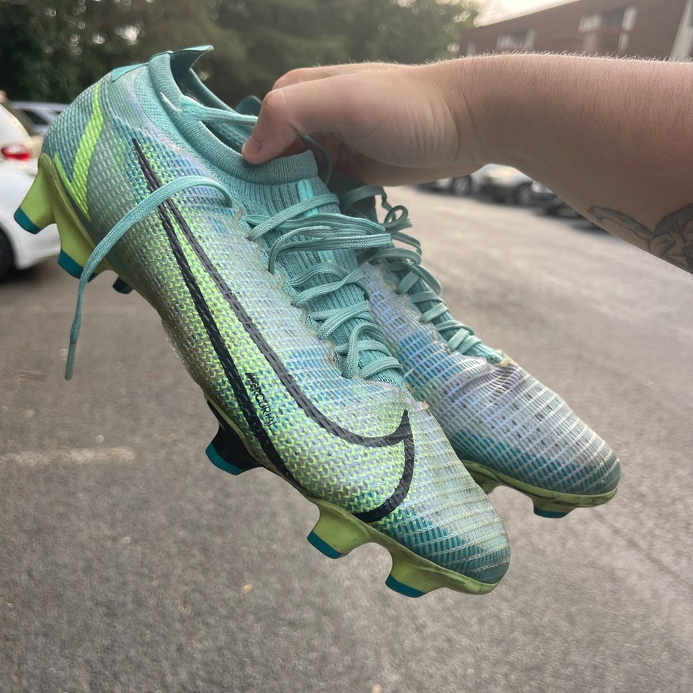 Mercurial valor PRO size 10.5US